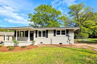 Building Photo - 14 Stephanie Dr