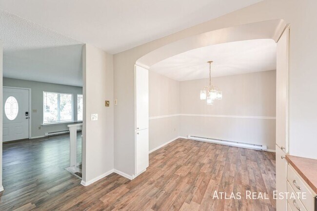 Building Photo - 3828 S Ouray Way