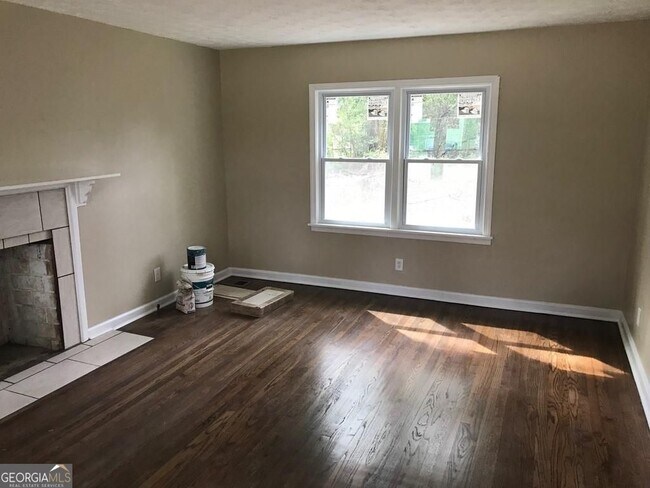 Foto del edificio - 839 Mimosa Dr