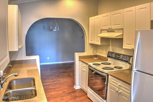 Building Photo - 6 Wateree Ct