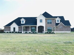 Building Photo - 4220 Waterstone Estates Dr
