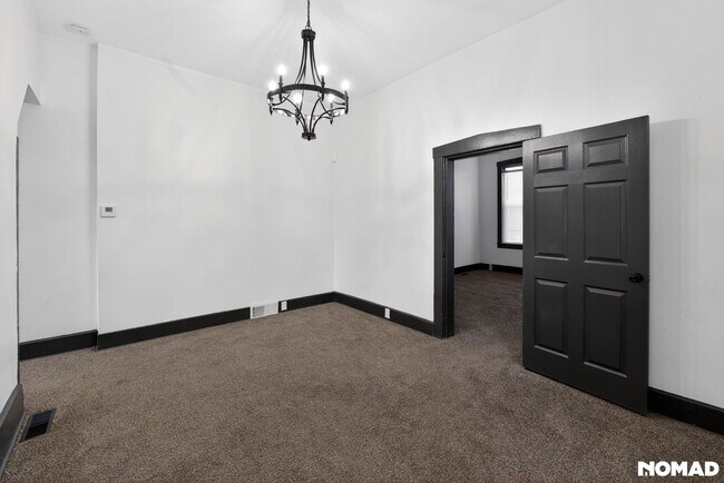 Foto del edificio - 2634 Arsenal St