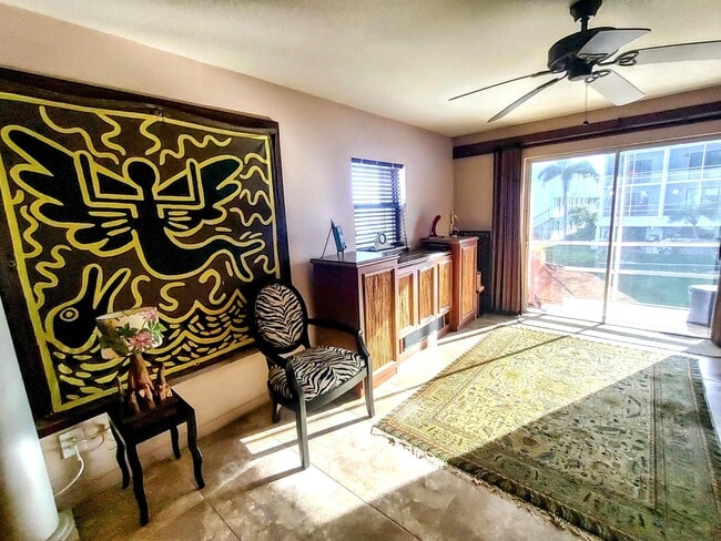 Foto del edificio - 1300 Seaway Dr