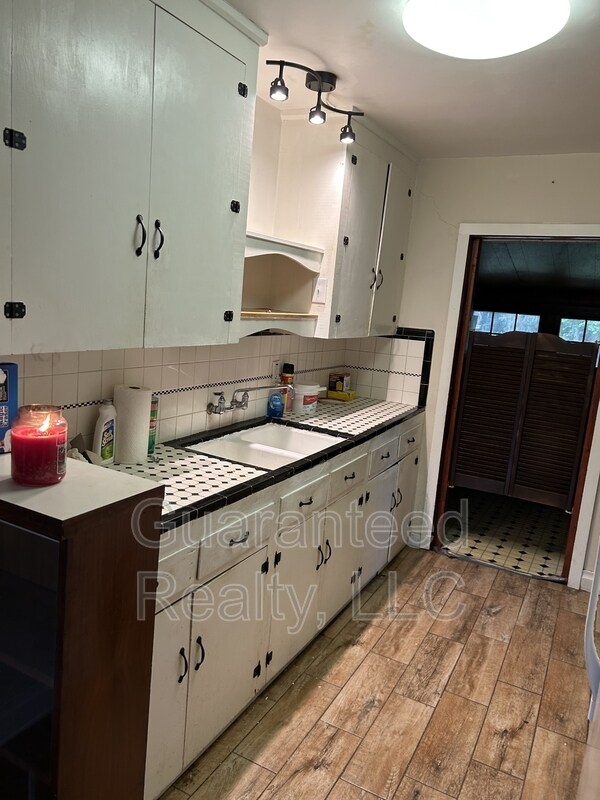 Foto del edificio - 704 SE 13th St