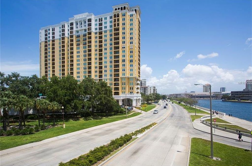 Primary Photo - 345 Bayshore Blvd
