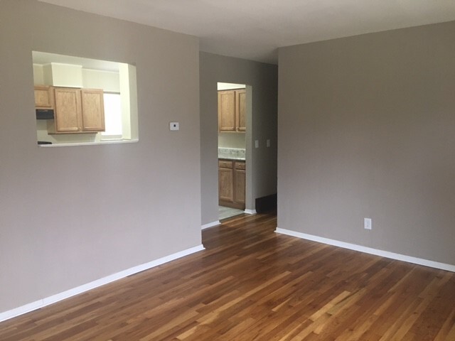 Building Photo - 2363 Bluelark Dr