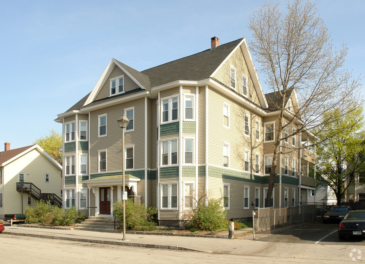 Primary Photo - 226 Merrimack St
