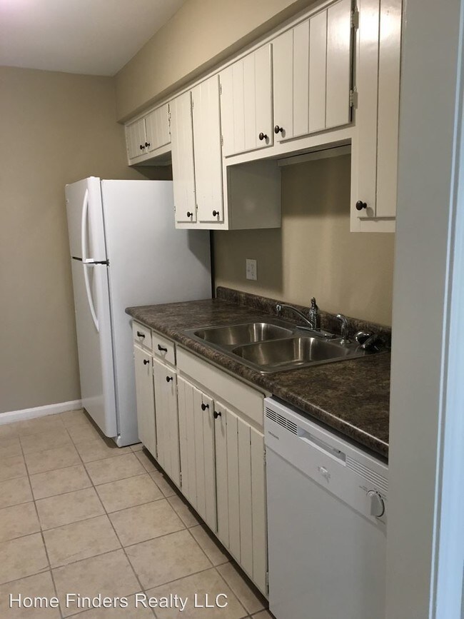 Building Photo - 2147 Sherwood Meadow Dr