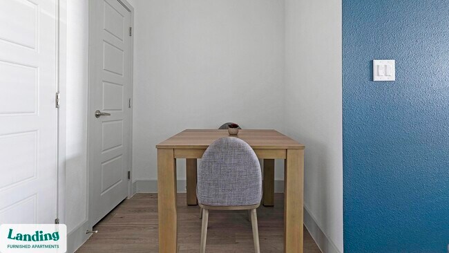 Foto del edificio - 8110 Blue Goose Rd