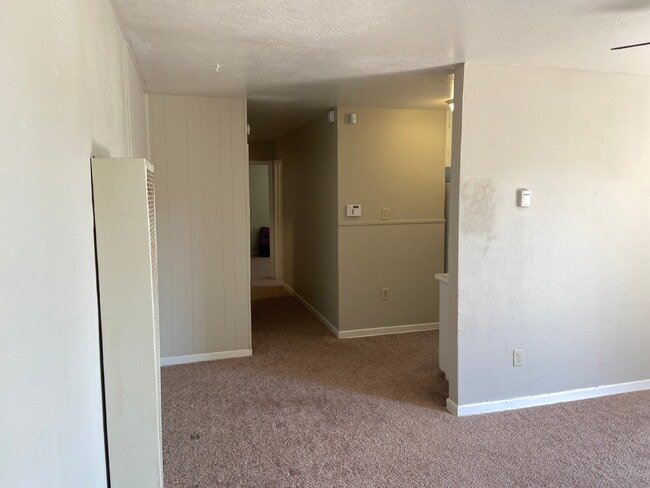 Foto del edificio - Cute & Cozy Two Bedroom Close to Clapp Park!