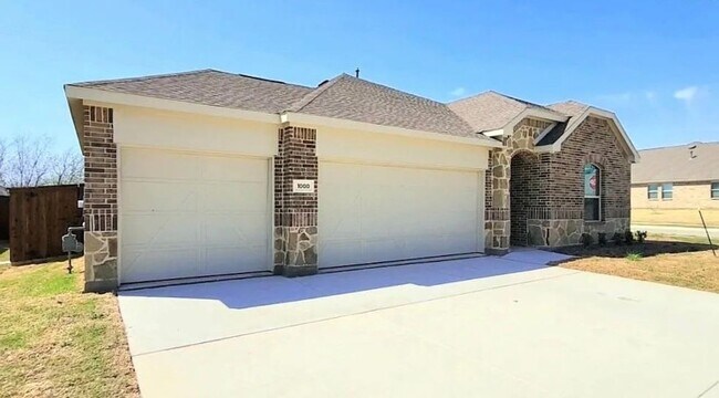 Building Photo - 1000 Chip St