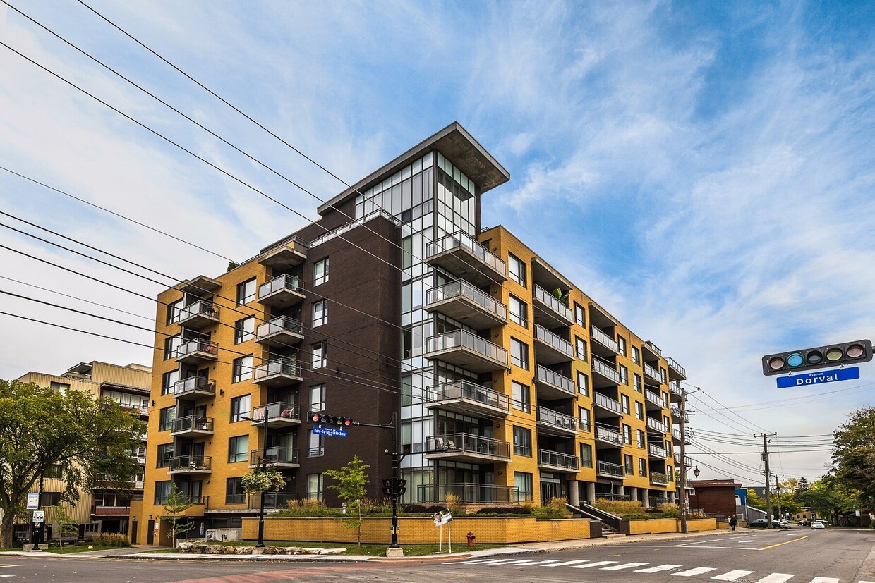 Photo principale - 795 Chem. du Bord-du-Lac-Lakeshore