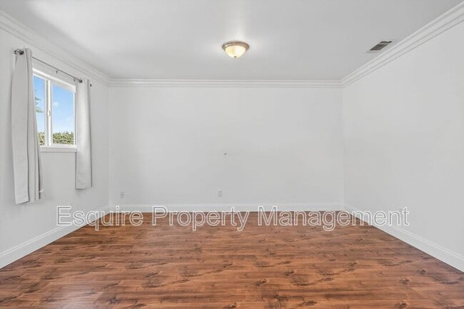 Foto del edificio - 1218 N Olive St