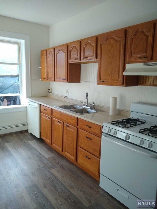 Building Photo - 382-386 Highland Ave