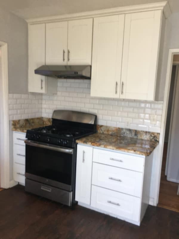 Primary Photo - 136 N Alvarado St