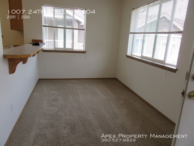 Foto del edificio - NEAR WWU- Courtyard Apartments