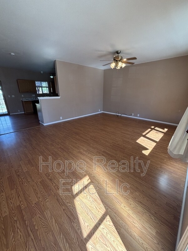 Building Photo - 7640 Fiona Ln