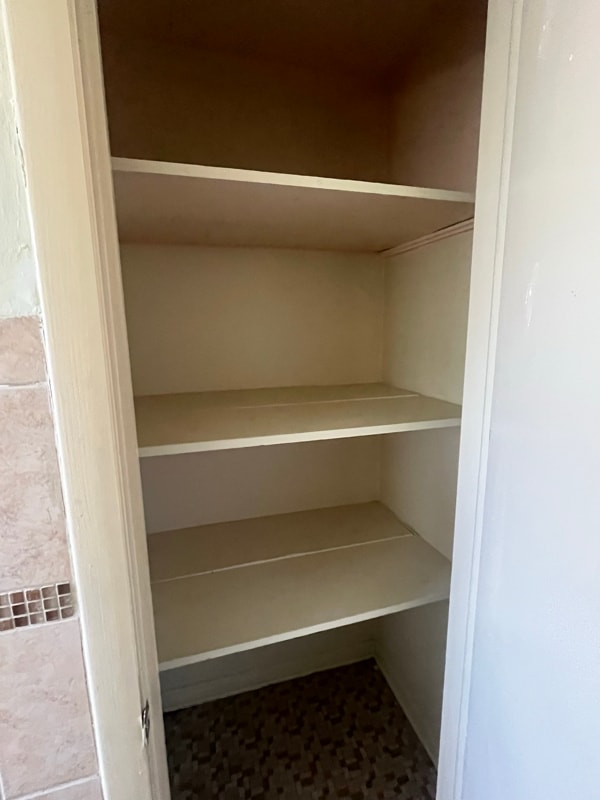 Foto del edificio - 2435 W 123rd St