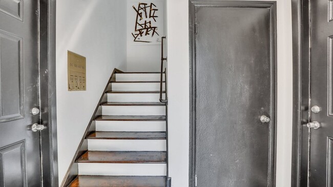 Foto del edificio - Beautifully renovated 2bed 1bath