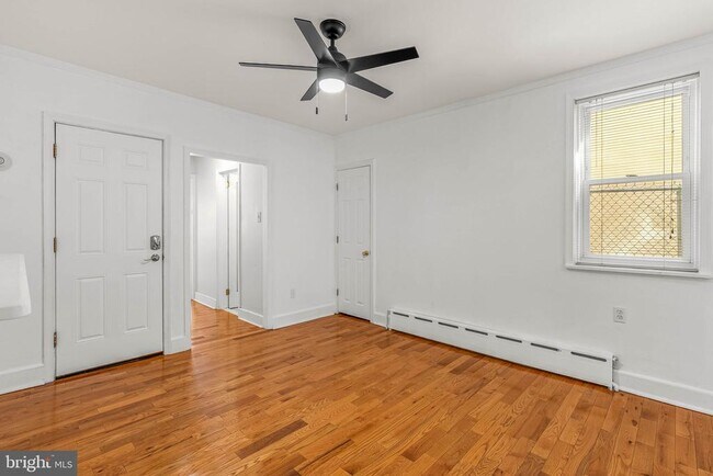 Foto del edificio - 2440 Carpenter St