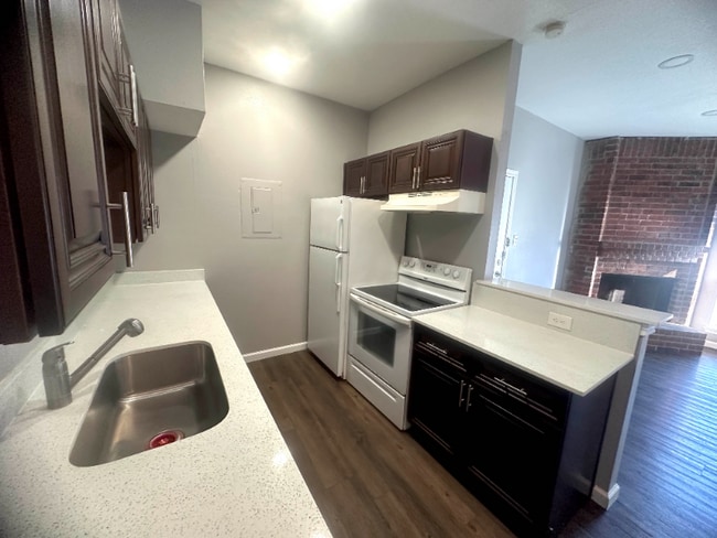 Photo - 8800 Westplace Dr Apartment