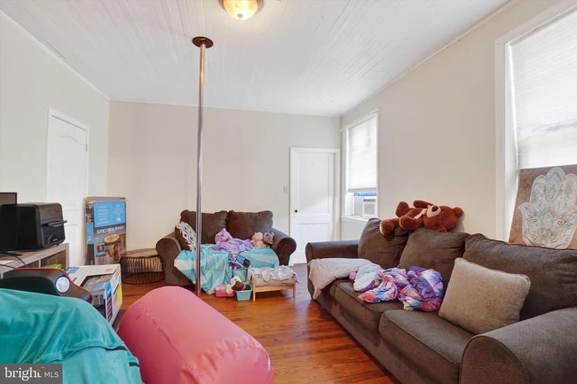 Building Photo - 56 S Pershing Ave