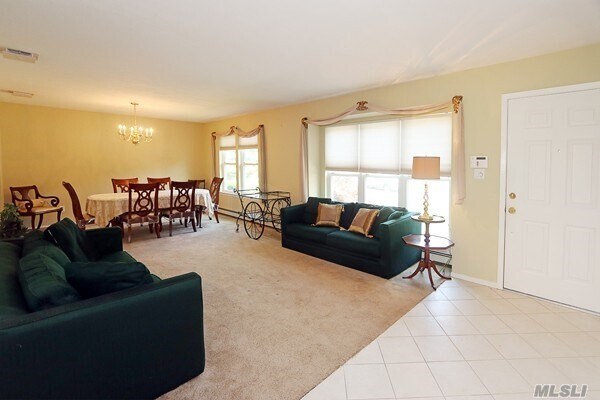 Building Photo - 41 Timber Ridge Dr