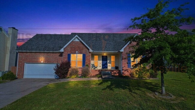 Foto del edificio - 3012 Outfitters Dr