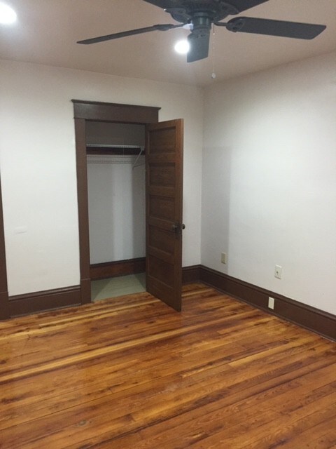 Fotografía del edificio - 117 N Front St