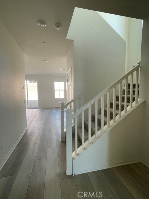 Building Photo - 8818 Reflection St