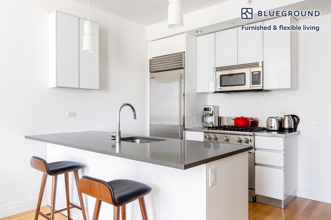 Foto del edificio - 550 W 54th St