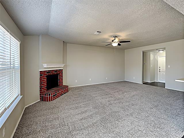 Building Photo - 3712 Garden Springs Dr