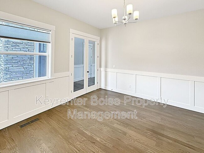 Building Photo - 8081 W Brooks Dr