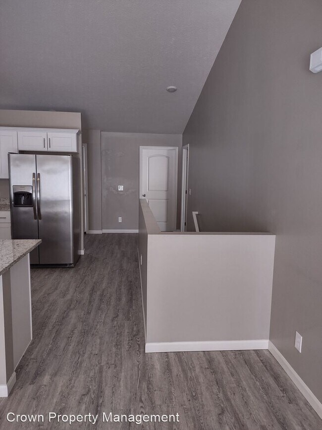 Foto del edificio - 4 br, 4 bath House - 1063 N 170th Ave