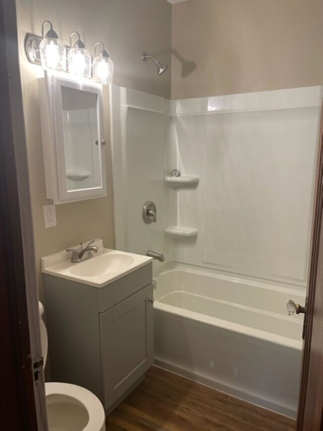 Foto del edificio - 3 Bedroom Single Family Home