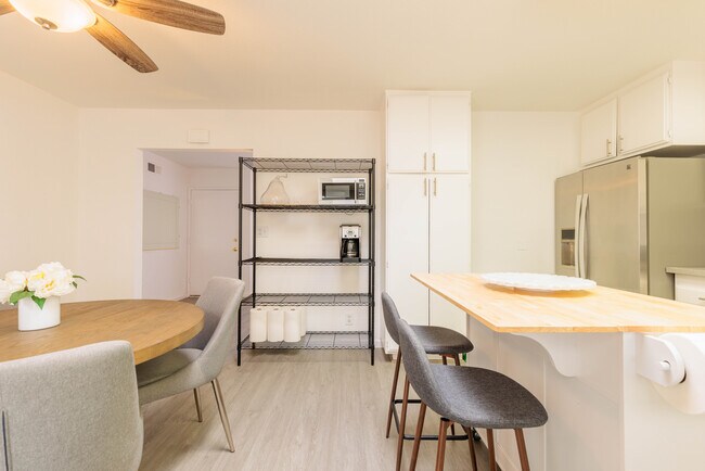 Foto del edificio - 7912 Dancy Rd