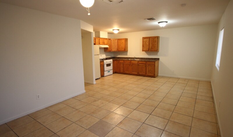 Building Photo - 3420 W Tonto St