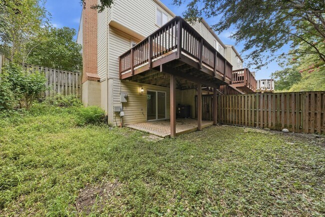 Foto del edificio - 14126 Red River Dr