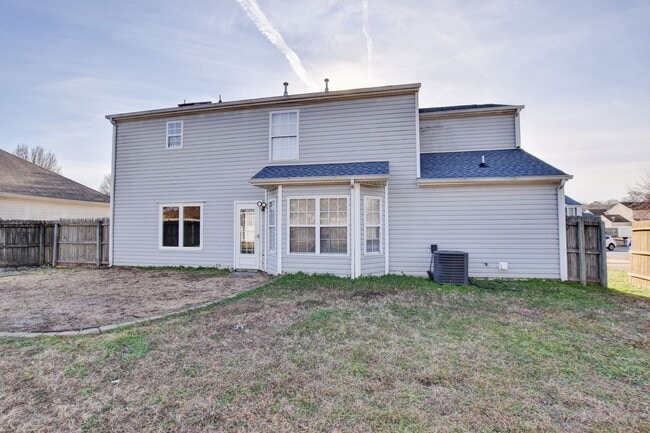 Building Photo - 214 Jouster Way