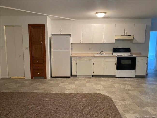 Building Photo - 10 Collins St