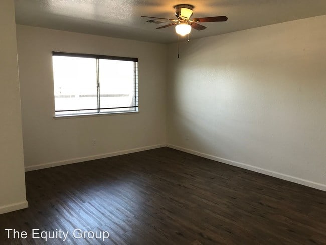Building Photo - 1220 S Santa Fe St