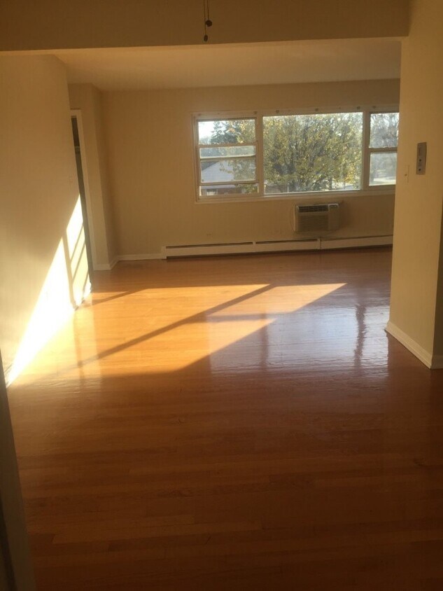 Foto principal - 566 Princeton St