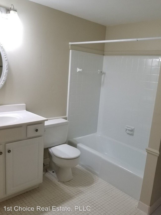 Building Photo - 3 br, 1.5 bath House - 2964 Briarwick