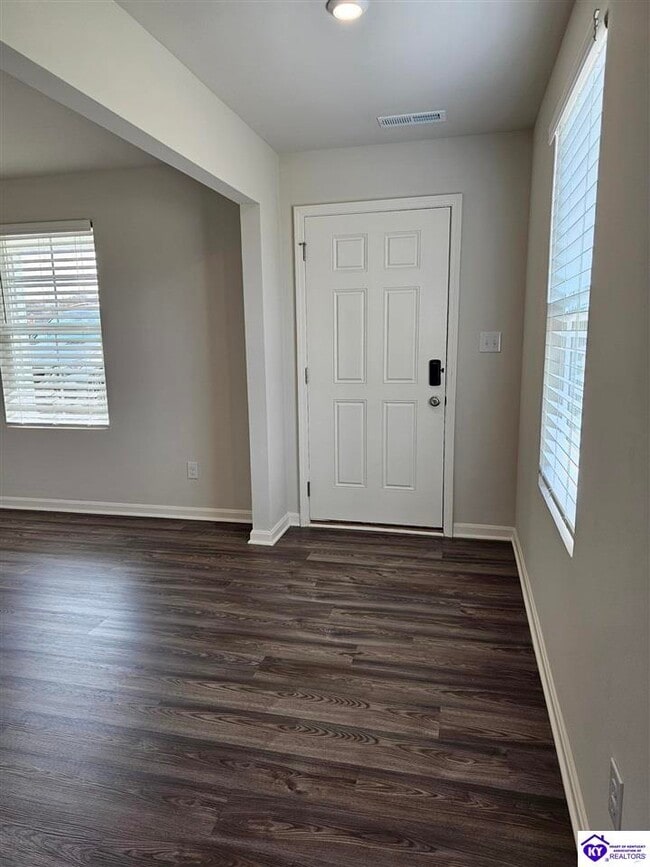 Foto del edificio - 601 Ashwood Ave