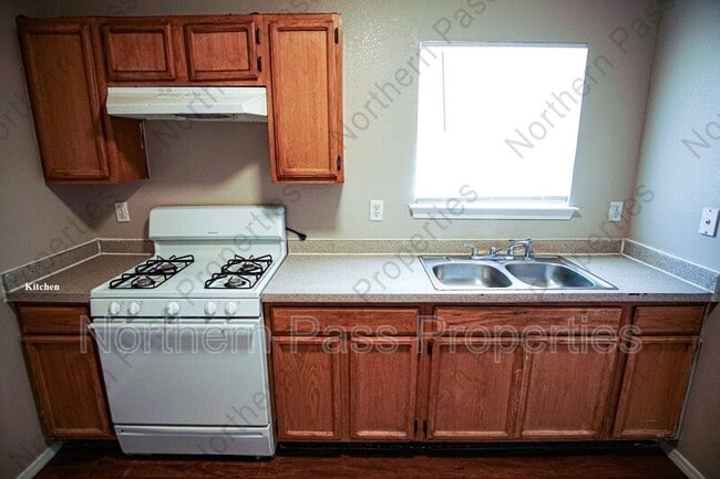 Foto del edificio - 12301 Tierra Alaska Ave