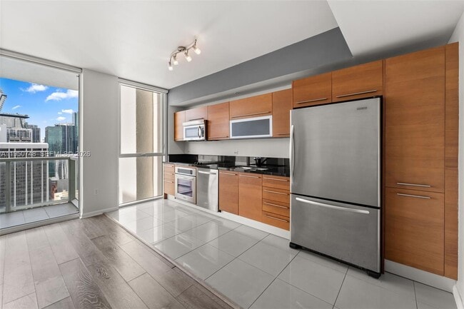 Foto del edificio - 244 Biscayne Blvd