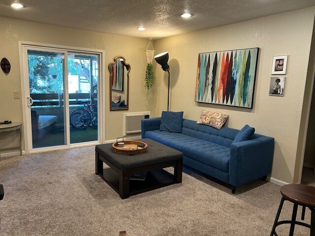 Foto principal - 1505 Kirker Pass Rd
