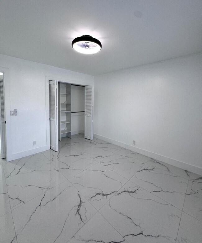 Building Photo - 835 Andrew Redding Rd