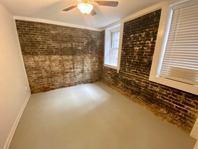 Building Photo - 1318 Pickens St