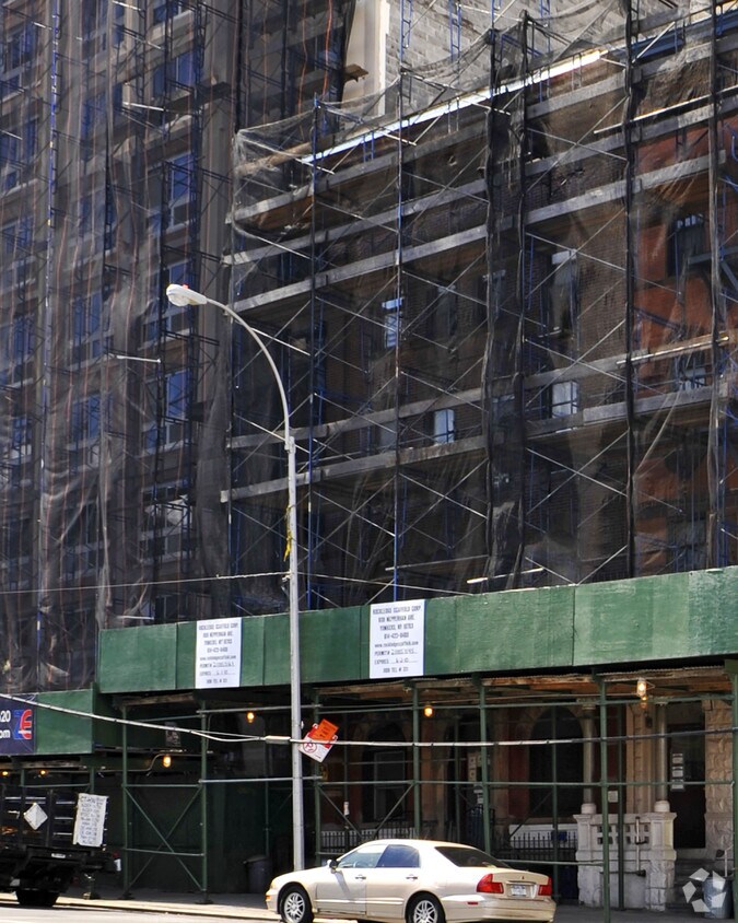 Foto del edificio - 512 E 163rd St